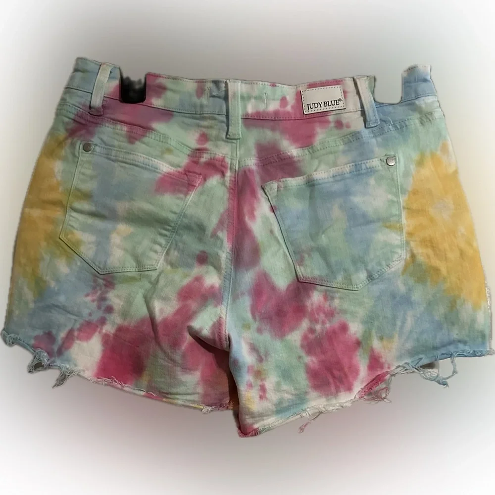 Judy Blue White with Multi-Colored Tie Dye Cut-Off Jean Shorts -Like New, Size L - Picture 2 of 5